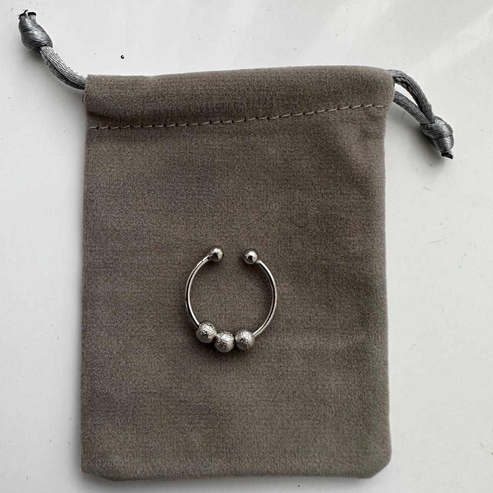 Anxiety fidget ring adjustable in size - Picture 3 of 3
